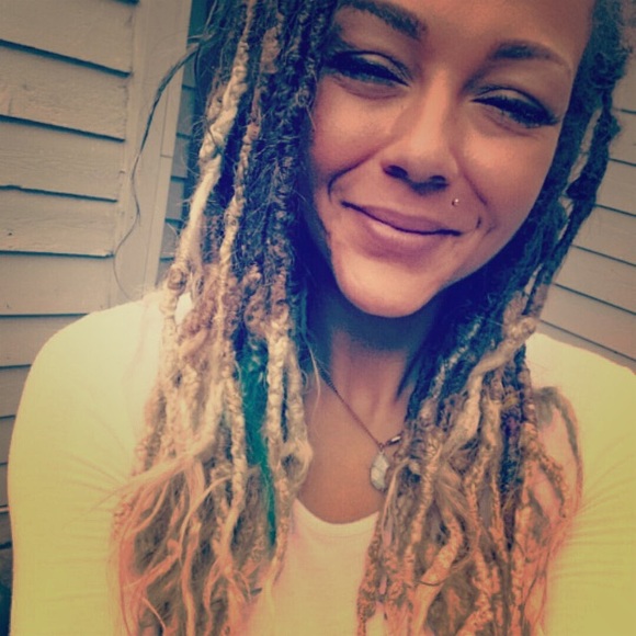 Hi, Lauren here! 👋🏽☺️🌈 - Picture 5 of 7